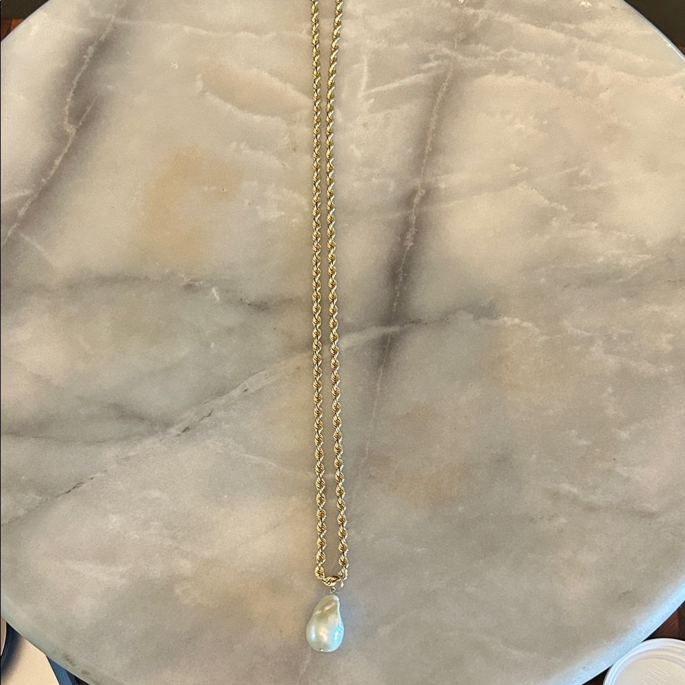 Vintage 14k gold rope chain with baroque pearl